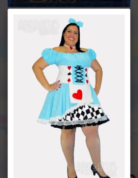 alice nos pais das maravilhas plus size